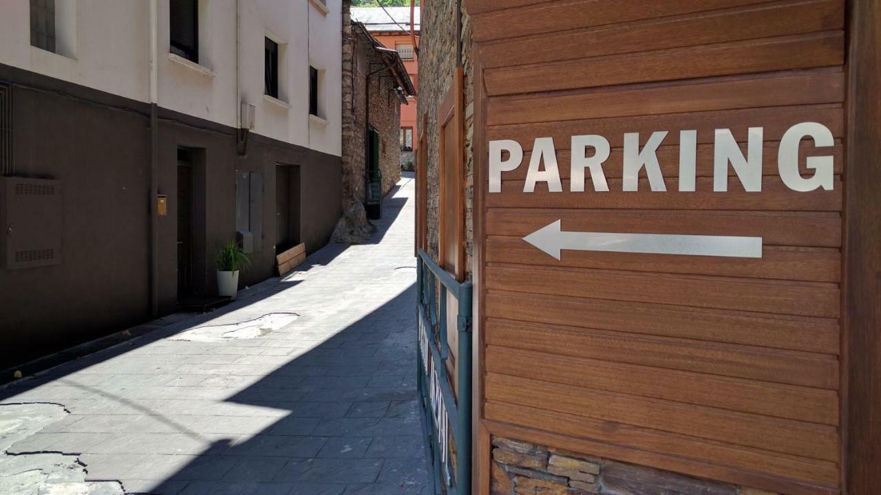Hostal Talabart Лес Экстерьер фото